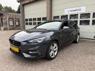 Seat Leon 1.0 eTSI FR Intense Automaat Navi Clima NAP ! picture 2