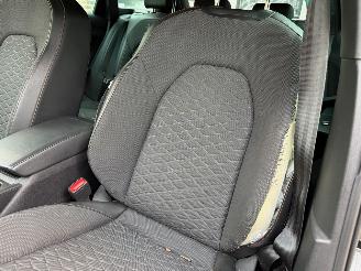Seat Leon 1.0 eTSI FR Intense Automaat Navi Clima NAP ! picture 18
