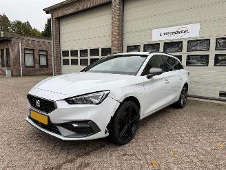 Damaged car Seat Leon 1.5 TSI e-Hybrid FR Automaat Navi Clima 28266 Km NAP ! 2025/3