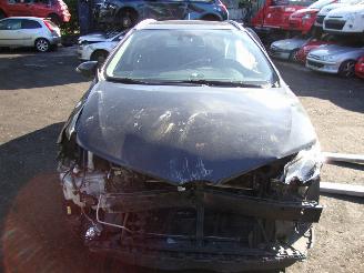 Toyota Auris Touring Sports  picture 2