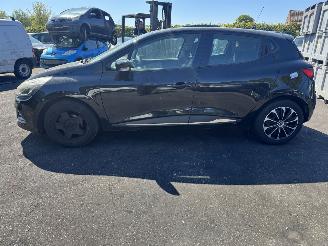 Renault Clio  picture 2
