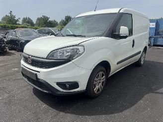 Vrakbiler bedrijf Fiat Doblo  2017/1