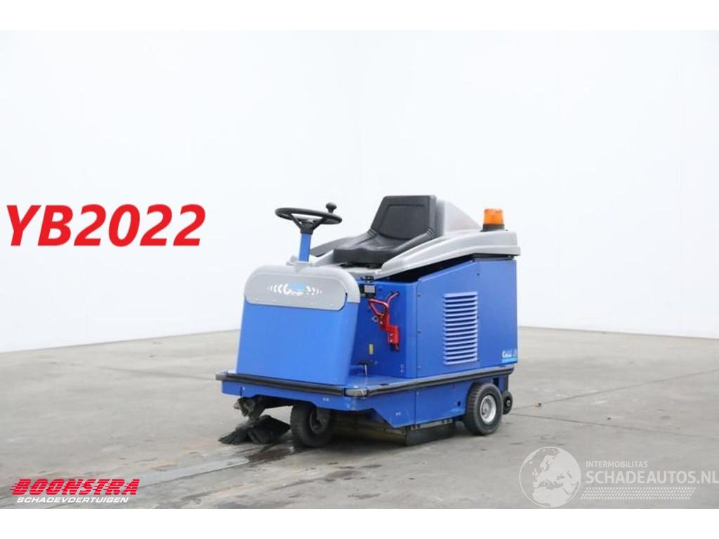 95 BJ 2022 33Hrs! Kehrmaschine / Veegmachine