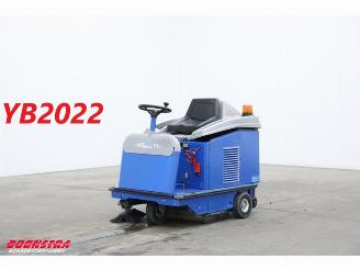 krockskadad bil machine 95 BJ 2022 33Hrs! Kehrmaschine / Veegmachine 2022/1