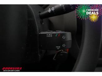 Renault Trafic Passenger 1.6 dCi Expression Energy Airco Bluetooth picture 16