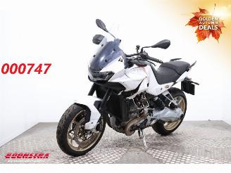 dañado motos Moto Guzzi  V100 Mandello LED Cruise BY 2023 2023/7