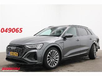 Unfallwagen Audi Q8 55 quattro S-Line 115 kWh Pano LED ACC Memory AHK 2024/1