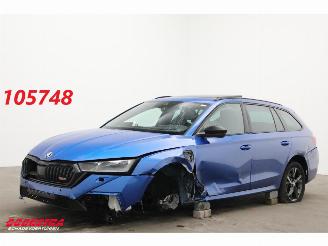 Damaged car Skoda Octavia Combi 1.4 TSI RS iV PHEV Business Pano Memory HUD ACC 2021/2