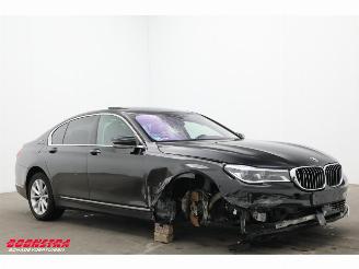 BMW 7-serie 740e iPerformance Massage HUD Memory LRHZ ACC Camera 134.474 km! picture 2