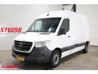 Unfall Kfz Van Mercedes Sprinter 215 CDI 9G-Tronic L2H-2 FWD Navi Airco Cruise Camera AHK 35.405 km! 2023/6