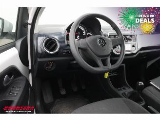 Volkswagen Up! 1.0 Move Up! Airco Bluetooth 21.531 km! picture 19