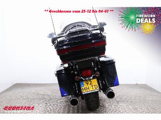 Harley-Davidson  FLHTCUSE CVO Electra Glide Ultra Classic 110 5HD! Cruise Radio SHZ picture 8