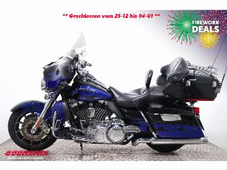 Harley-Davidson  FLHTCUSE CVO Electra Glide Ultra Classic 110 5HD! Cruise Radio SHZ picture 5