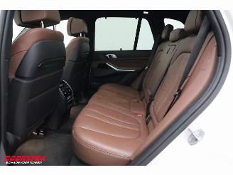 BMW X5 xDrive30d M-Sport Pano Memory HUD ACC H/K Lucht 360° picture 18