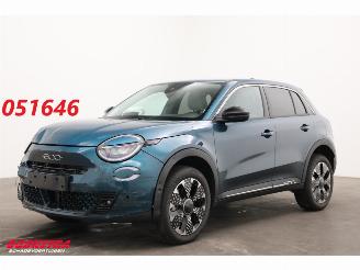Unfallwagen Fiat 600 1.2 Hybrid Urban LED ACC Massage Camera SHZ 3.889 km! 2025