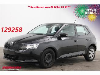 Vaurioauto  passenger cars Skoda Fabia 1.0 Active Airco Bluetooth 52.434 km! 2018/6