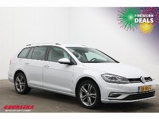 Volkswagen Golf Variant 1.6 TDI DSG Highline R-Line ACC SHZ Clima Navi Camera picture 2