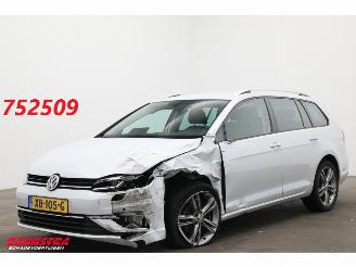 krockskadad bil auto Volkswagen Golf 1.6 TDI DSG Highline R-Line ACC SHZ Clima Navi Camera 2017/4