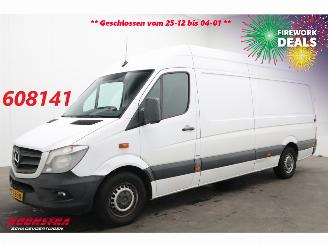 krockskadad bil bedrijf Mercedes Sprinter 316 CDI MAXI Navi Airco Cruise Camera SHZ PDC 2018/4