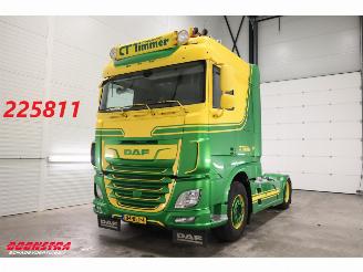 damaged trucks DAF XF 480 SC FT ACC Leder 607.629 km! 2019/1