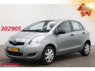Auto incidentate Toyota Yaris 1.0 VVTi 5-DRS Cool Airco 2010/11
