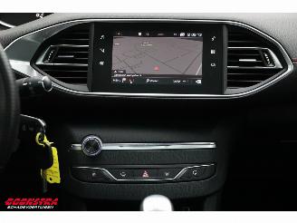 Peugeot 308 SW 1.2 PT GT-line Pano Navi Clima Cruise Camera 74.860 km! picture 13