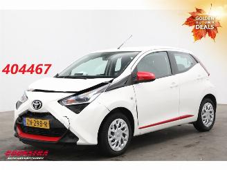 damaged passenger cars Toyota Aygo 1.0 VVT-i x-play Apple/Android Airo Cruise Camera 57.976 km! 2019/7