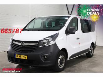skadebil bedrijf Opel Vivaro 1.6 CDTI 9-Pers. Navi Airco PDC 2017/8