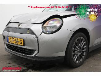 Mini Cooper SE Electric 54.2 kWh 218 PK LED Navi Cruise Camera picture 10