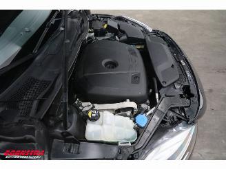 Volvo V-40 2.0 T3 Nordic+ Pano LED Memory Leder Camera SHZ picture 8