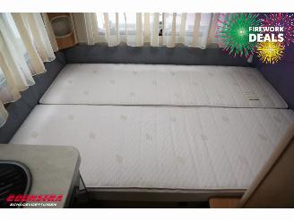 Eriba  Nova 425 Mover Dwarsbed picture 18