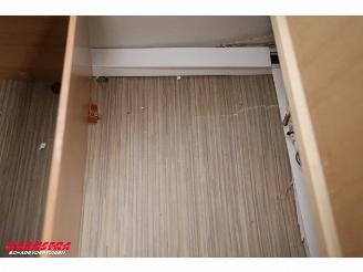 Eriba  Nova 425 Mover Dwarsbed picture 13