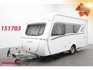 krockskadad bil caravan Eriba  Nova 425 Mover Dwarsbed 2015/6