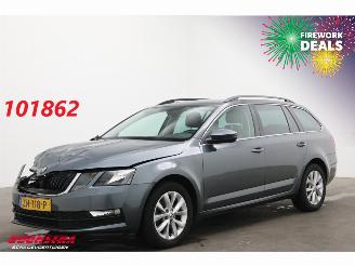 krockskadad bil auto Skoda Octavia Combi 1.0 TSI Greentech Ambition Business Navi Clima Cruise PDC AHK 2019/7
