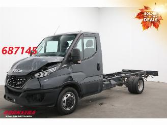 skadebil bedrijf Iveco Daily 35C18 Hi-Matic Navi Clima Cruise AHK 2021/12