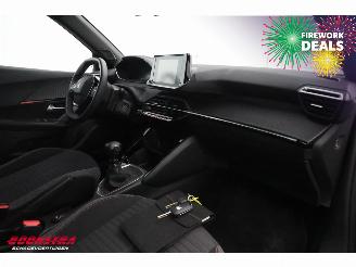Peugeot 2008 1.2 PureTech Active Bluetooth Airco Cruise PDC 47.563 km! picture 16