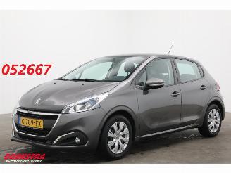 škoda osobní automobily Peugeot 208 1.2 PureT. Signature Navi Camera Carplay Airco Cruise 2019/7