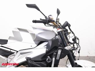 Aprilia Tuono 1000 R Leo Vince picture 10