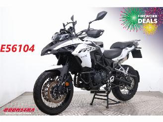 Vaurioauto  motor cycles Benelli  TRK 502 X 35 KW ABS 2.500 km! 2025/4