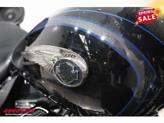 Harley-Davidson  110 FLHTCUSE CVO Ultra Classic 110 Years Ed. Radio Cruise LED ABS picture 13