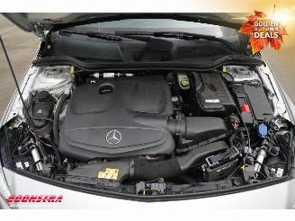 Mercedes A-klasse 200 7G-Tronic AMG LED Navi Clima Cruise Camera SHZ PDC picture 7