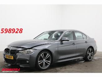 BMW 3-serie 318i M-Sport Aut. LED Leder Navi Clima Cruise SHZ 120.976 km! picture 1