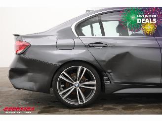 BMW 3-serie 318i M-Sport Aut. LED Leder Navi Clima Cruise SHZ 120.976 km! picture 6