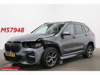 krockskadad bil auto BMW X1 sDrive20d Aut. M-Sport LED ACC H/K Pano SHZ Camera 2020/10