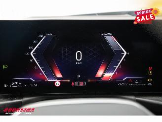 BMW 3-serie 330e Schuifdak 360° LED Cruise SHZ 4.216 km! picture 23