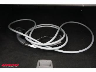 BMW 3-serie 330e Schuifdak 360° LED Cruise SHZ 4.216 km! picture 31