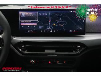 BMW 3-serie 330e Schuifdak 360° LED Cruise SHZ 4.216 km! picture 16