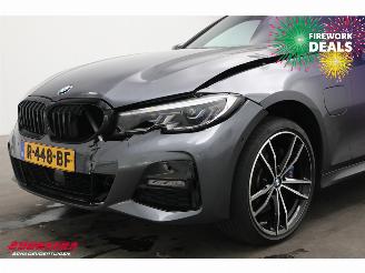 BMW 3-serie Touring 330e M-Sport Pano LED ACC H/K HUD Memory Camera 55.315 km! picture 10