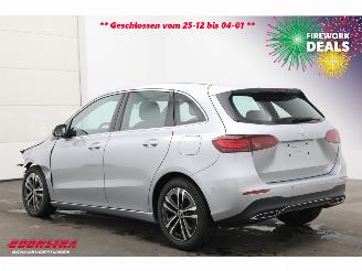 Mercedes B-klasse 200 7G-Tronic LED ACC Navi Clima Camera SHZ LRHZ 11.199 km! picture 4