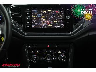 Volkswagen T-Roc 1.5 TSI DSG Sport LED ACC Navi Clima Camera SHZ PDC AHK picture 14